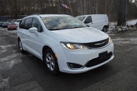 Price reduced to $18,950! Clean Carfax, Plug in hybrid, Well maintain, 7 passengers seating, navigat... (image 5)