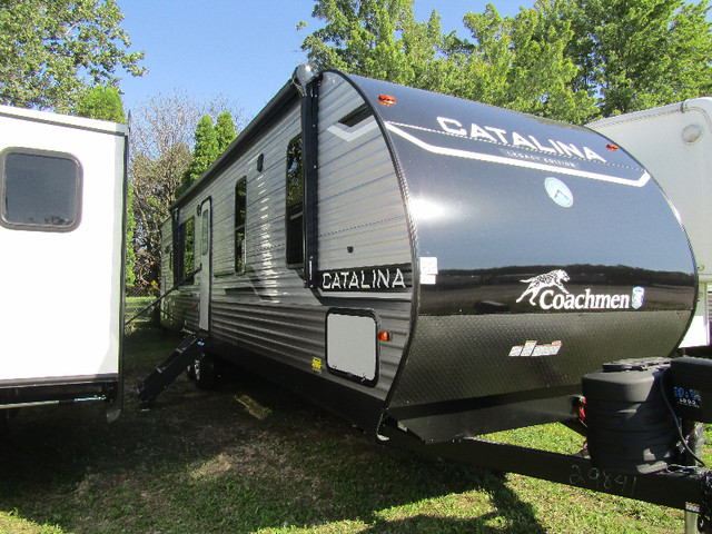 2024 Catalina Legacy 303RKDS in Travel Trailers & Campers in Sarnia