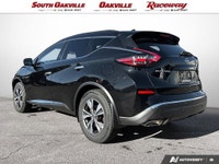 Panoramic Sunroof / Moonroof, Power Liftgate, CVT with Xtronic, AWD, 4.677 Axle Ratio, Air Condition... (image 3)