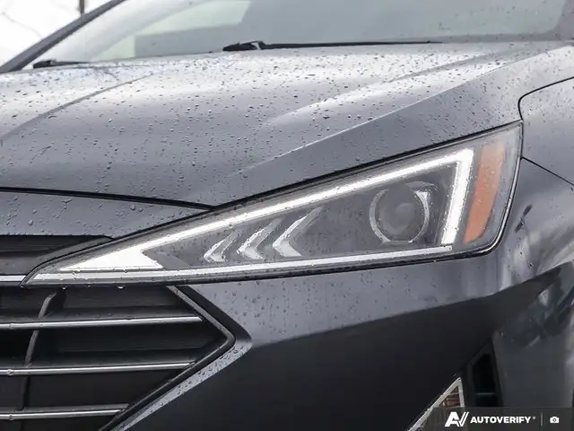 2020 Hyundai Elantra Luxury in Cars & Trucks in London - Image 13