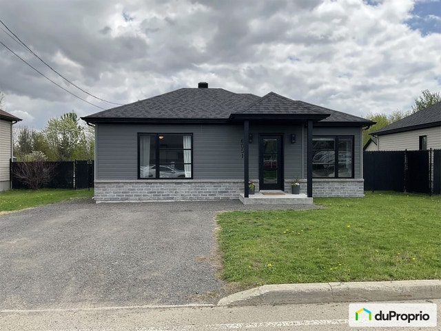 $425,000 - Bungalow for sale in St-Felix-De-Valois — photo 1