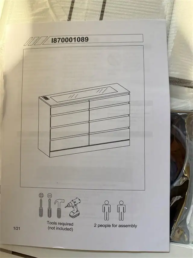 BRAND NEW - 8 Drawer Dresser with Power Outlet... LOT# 119 in Dressers & Wardrobes in Oakville / Halton Region - Image 5