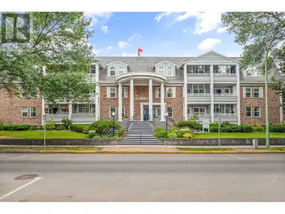 Welcome to The Colonial—a beautifully maintained building, 55 plus, full of character and charm. Thi...