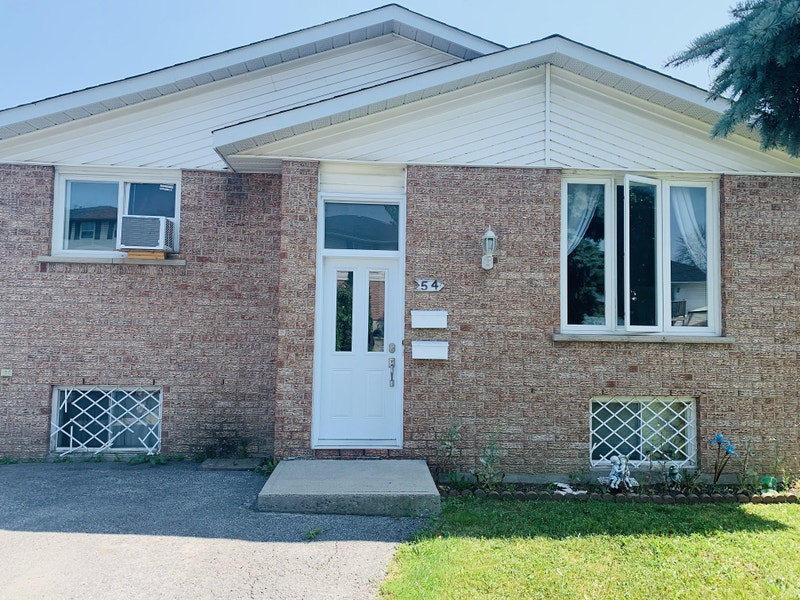 254 Joyce St 2 bedroom all inclusive April 1! Long Term