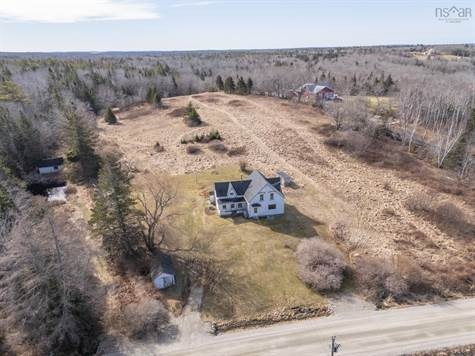 196 Lake Vaughan Road in Houses for Sale in Yarmouth