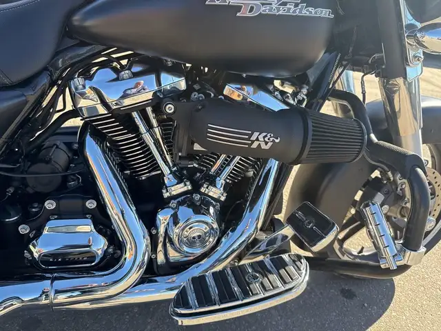 2017 Harley-Davidson Street Glide ~ STREET GLIDE ~ 107CI ~ DETAT in Sport Touring in City of Toronto - Image 27