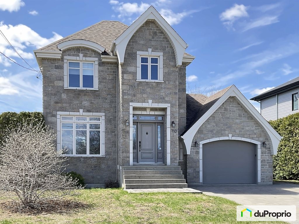 $739,000 - 2 Storey for sale in Ste-Madeleine — photo 1