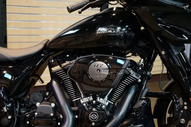 2025 Harley-Davidson FLHX - Street Glide in Sport Touring in Lethbridge - Image 21