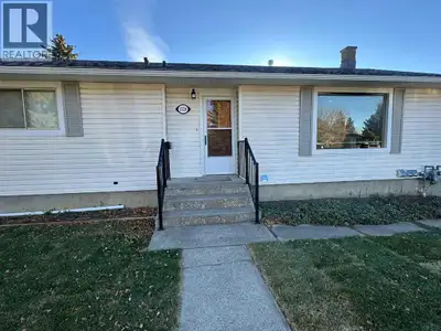 Address: 1726 15 Avenue South, Lethbridge, AlbertaProperty Type: Legally developed home with two ful...