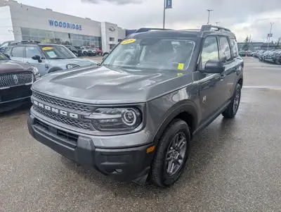 Welcome to Woodridge Ford. Sunroof, 200A Equipment Group, Convenience Package! This 2025 Ford Bronco...