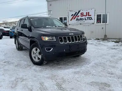 Alberta Active 4WD Navigation 2016 Jeep Grand Cherokee Laredo 4WD 234,201 KMs 3.6L 6cyl engine autom...