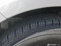 ABS,Wheel Covers,Front Wheel Drive,Tires - Front All-Season,Power Steering,Aluminum Wheels,4-Wheel D... (image 9)