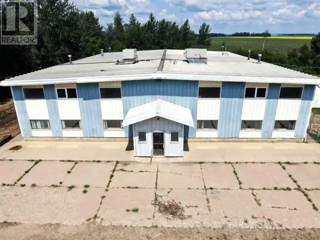 4120, 53 Avenue High Prairie, Alberta in Commercial & Office Space for Sale in Edmonton - Image 3