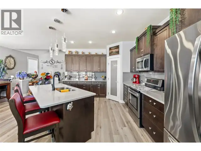 962 HOLDEN Road Penticton, British Columbia in Houses for Sale in Penticton - Image 12