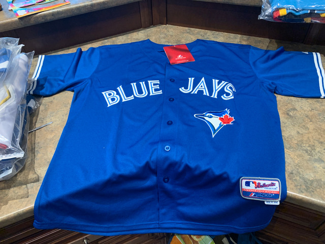 Toronto Blue Jays Cabrera XXL mens  in Arts & Collectibles in St. Catharines - Image 2