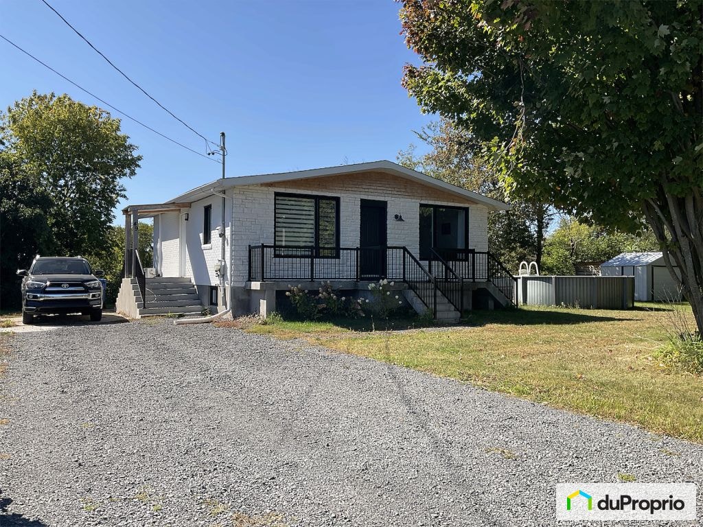 $465,000 - Bungalow for sale in St-Paul — photo 1