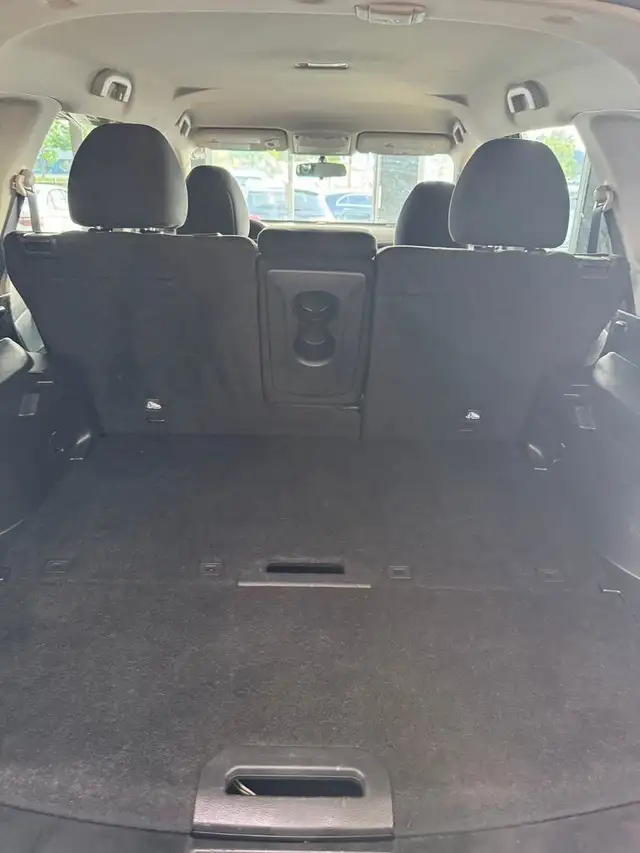 2016 Nissan Rogue AWD 4dr SV in Cars & Trucks in Longueuil / South Shore - Image 13