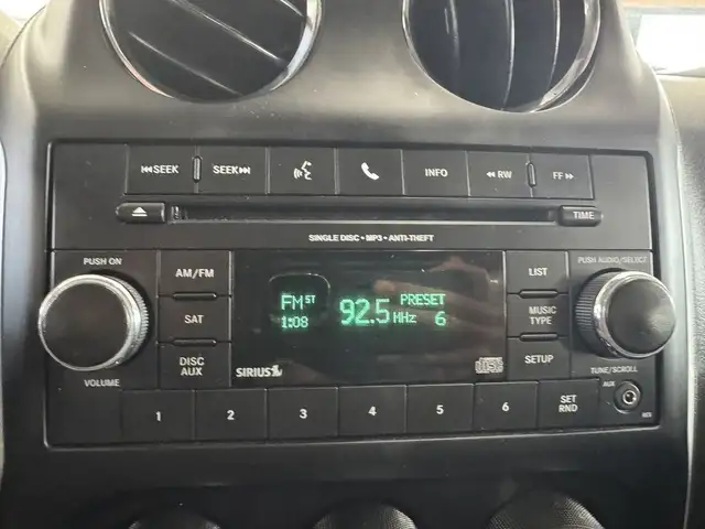 2016 Jeep Compass 4WD 4dr High Altitude in Cars & Trucks in Longueuil / South Shore - Image 27