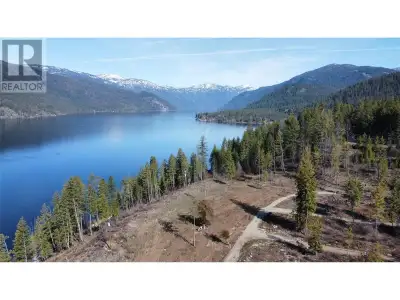 Rare opportunity to own a dynamic 2.9-acre lake view lot in picturesque Christina Lake, BC! Breathta...