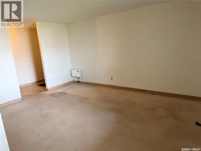 12 19 Centennial STREET Regina, Saskatchewan in Condos for Sale in Regina - Image 3