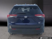 2021 Toyota RAV4 Le Toyota RAV4 XLE 2021 est équipé d'un moteur 4 cylindres de 2,5 L développant 203... (image 3)