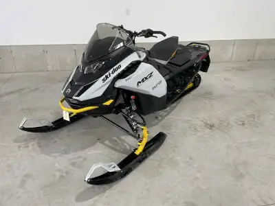 2024 SKI-DOO MXZ ADRENALINE 850 E-TEC SNOWMOBILE WITH BLIZZARD PACAKAGE STOCK #109202 1541 MILES ROT...