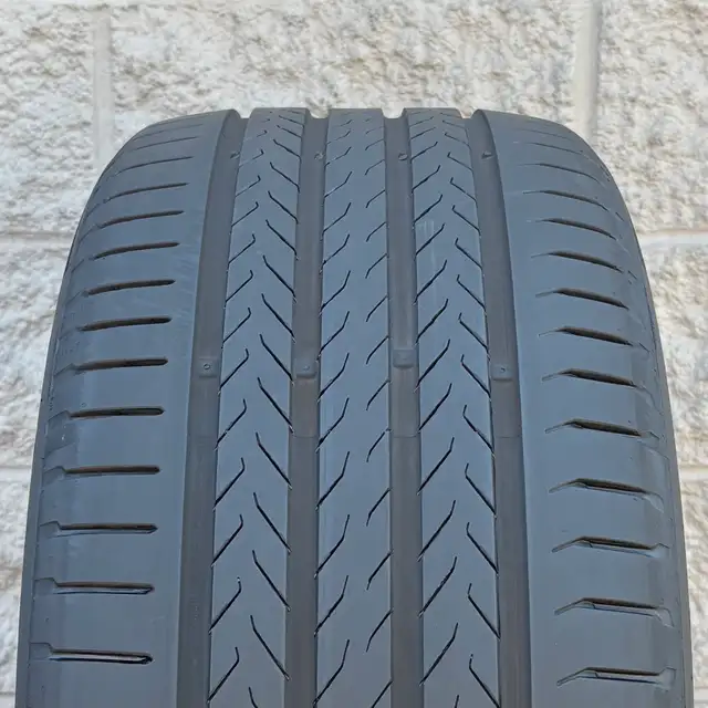 (98%)2x 255/45R20 & 2x 285/40R20 Continental EcoContact Summers in Tires & Rims in City of Toronto - Image 3