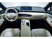 Le Genesis GV70 Prestige Électrique 2023 incarne l'excellence et l'innovation dans le domaine des vé... (image 1)