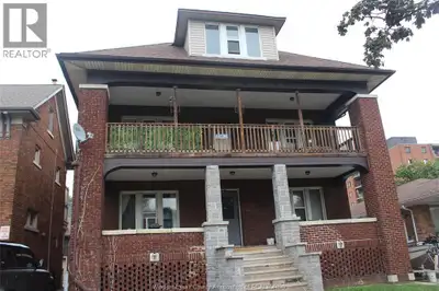 Looking for the perfect student home for the 2026-2027 school year? This spacious 5-bedroom, 1-bathr...