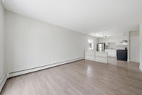 Amenities: Spacious Rooms • Air Conditioning • Great Location Suite & Building: Spacious one-bedroom... (image 4)