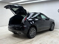This Cadillac XT4 boasts a Turbocharged Gas I4 2.0L/122 engine powering this Automatic transmission.... (image 7)