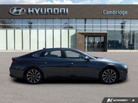 Discover the sophisticated style and intelligent design of this exceptional 2021 Hyundai Sonata Luxu... (image 5)