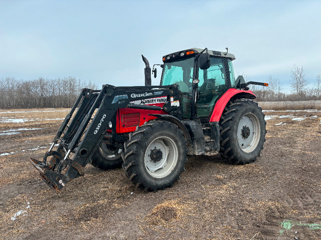 Massey Ferguson 6475 tractor in Farming Equipment in Winnipeg