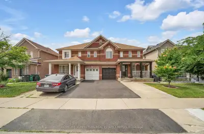 !!! Home Sweet Home !!!! Must See Beautiful 4 Bedroom Semi Detached with the Credentials of Detached...