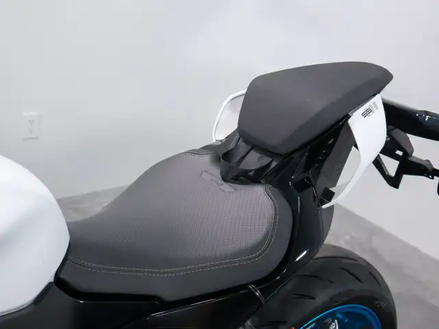 2025 CFMOTO 675SS in Street, Cruisers & Choppers in Kelowna - Image 18