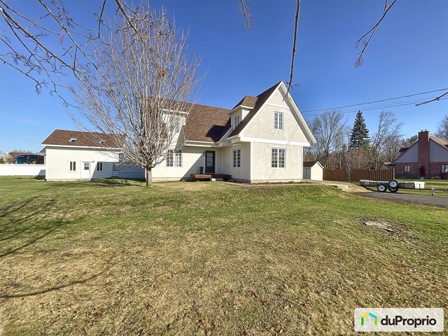 $675,000 - 2 Storey for sale in St-Joseph-Du-Lac — photo 1