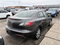 NO ACCIDENTS!! CARFAX CLEAN!! A/C, CLOTH INTERIOR, POWER WINDOWS/ LOCKS/ MIRRORS, ALLOY WHEELS, AM/F... (image 3)