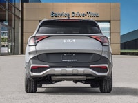 *Heated Seats, Apple CarPlay, Android Auto, Remote Keyless Entry, Lane Keep Assist!* Treat you and y... (image 5)