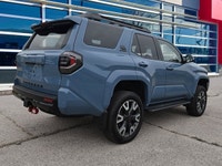 One Owner, Clean CarFax, Mint Condition - Navigate both city streets and rugged trails with confiden... (image 5)