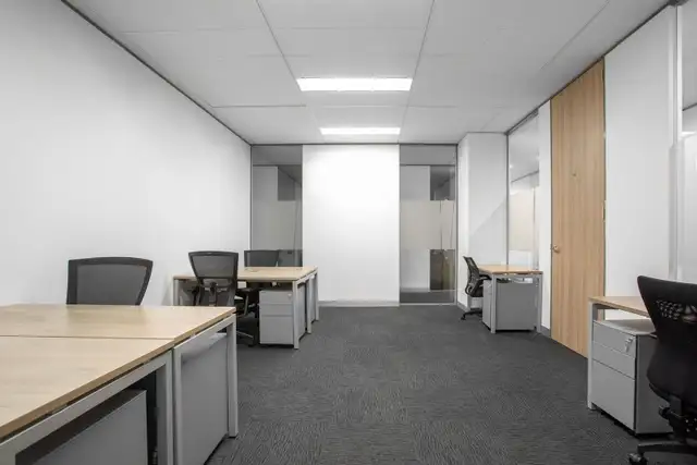 Large Office for Rent – Regus Vancouver Park Place Vancouver in Commercial & Office Space for Rent in Vancouver - Image 2