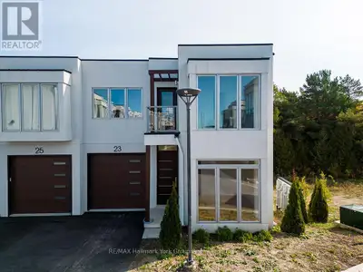 Modern Elegance Meets Natural Beauty in the Heart of Thornbury Welcome to an exceptional new develop...