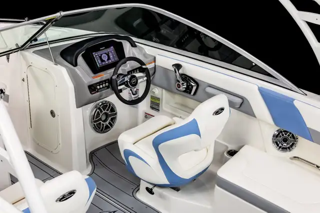 2026 Chaparral GTS 3 SURF in Powerboats & Motorboats in Kingston - Image 28