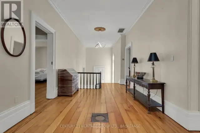 389 KING STREET Gananoque, Ontario in Houses for Sale in Kingston - Image 34