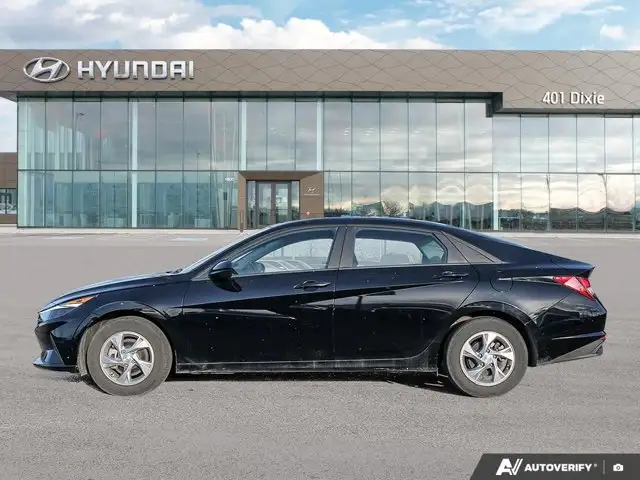 2023 Hyundai Elantra Essential Fwd | Cloth | Heated Seats in Cars & Trucks in Mississauga / Peel Region - Image 3