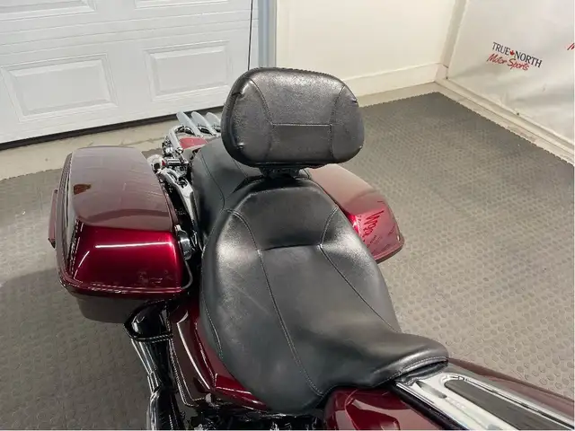 2014 Harley-Davidson Street Glide Special CANADIAN HARLEY/RINEHA in Sport Touring in North Bay - Image 13