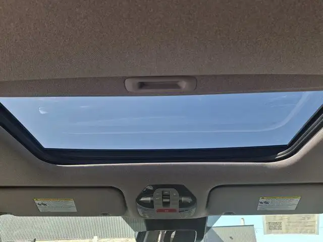 2025 Kia EV9 Land w/Plus Pkg AWD | 7 Passenger | Leather in Cars & Trucks in Guelph - Image 30