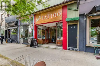 2 - 390 COLLEGE STREET Toronto (University), Ontario