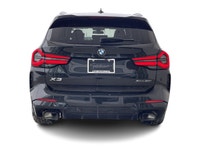 2025 BMW 5 Series 530i xDrive Tanzanite Blue II Met PREMIUM ESSENTIAL PACKAGE ADAPTIVE CRUISE CONTRO... (image 8)