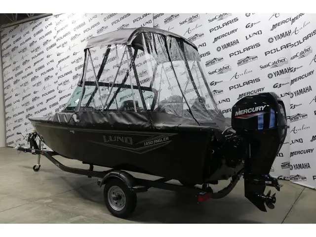 2024 Lund 1650 Angler Sport + MERCURY 60 HP & Remorque in Powerboats & Motorboats in Laurentides - Image 24