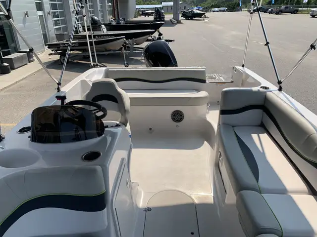 2023 Legend Vibe D19 Deck Boat in Powerboats & Motorboats in Sudbury - Image 11